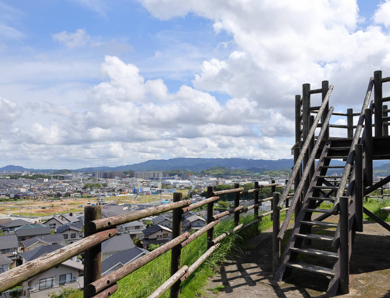 湊坂展望公園／徒歩約13分（約1,020m）