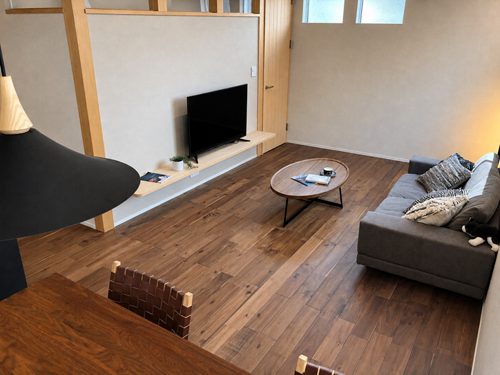 無垢材を使用した室内